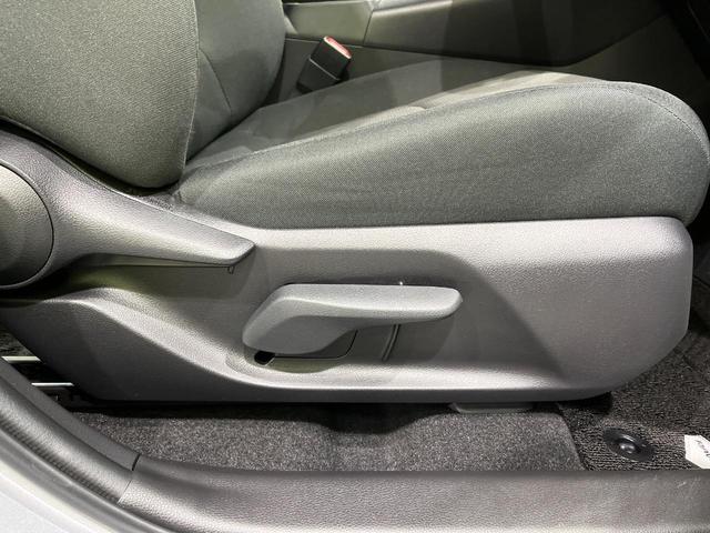 RAV4 X 4WD 禁煙車 衝突軽減 9型ナビ 寒冷地仕様 レーダークルーズ オートマチックハイビーム デュアルエアコン LEDヘッド オートブレーキホールド HDMI オートライト スマートキー(63枚目)