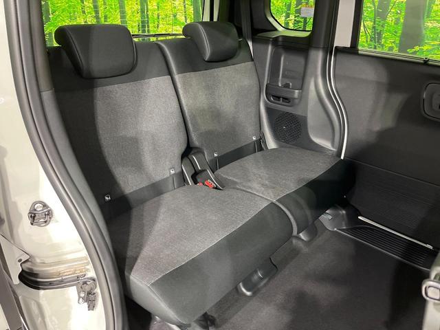 Ｎ－ＢＯＸカスタム ベースグレード　４ＷＤ　届出済未使用車　衝突軽減　両側電動スライドドア　アダプティブクルーズ　ＬＥＤヘッド　前席シートヒーター　クリアランスソナー　レーンキープ　オートハイビーム　電動パーキングブレーキ（10枚目）