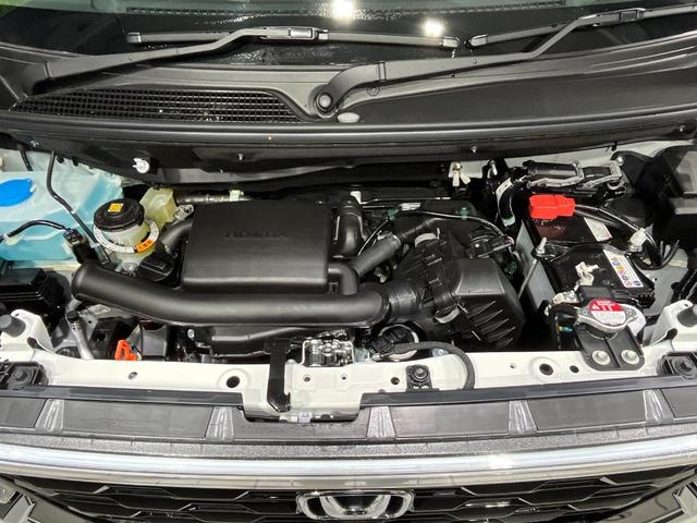 Ｎ－ＢＯＸカスタム ベースグレード　４ＷＤ　届出済未使用車　衝突軽減　両側電動スライドドア　アダプティブクルーズ　ＬＥＤヘッド　前席シートヒーター　クリアランスソナー　レーンキープ　オートハイビーム　電動パーキングブレーキ（19枚目）