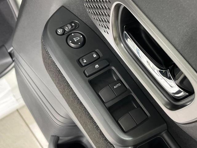 Ｎ－ＢＯＸカスタム ベースグレード　４ＷＤ　届出済未使用車　衝突軽減　両側電動スライドドア　アダプティブクルーズ　ＬＥＤヘッド　前席シートヒーター　クリアランスソナー　レーンキープ　オートハイビーム　電動パーキングブレーキ（40枚目）