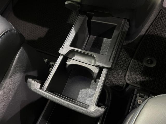 ヴォクシー Ｓ－Ｚ　４ＷＤ　禁煙車　衝突軽減　純正１０．５型ディスプレイオーディオ　寒冷地仕様　両側電動ドア　レーダークルーズ　バックカメラ　Ｂｌｕｅｔｏｏｔｈ　ＥＴＣ　ドラレコ　クリアランスソナー　シートヒーター（37枚目）