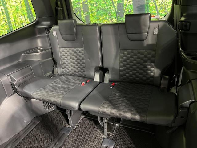 ヴォクシー Ｓ－Ｚ　４ＷＤ　禁煙車　衝突軽減　純正１０．５型ディスプレイオーディオ　寒冷地仕様　両側電動ドア　レーダークルーズ　バックカメラ　Ｂｌｕｅｔｏｏｔｈ　ＥＴＣ　ドラレコ　クリアランスソナー　シートヒーター（76枚目）