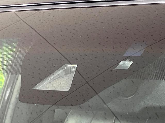 ハリアー プレミアム　４ＷＤ　禁煙車　衝突軽減　純正ナビ　ＥＴＣ　パワーバックドア　バックカメラ　Ｂｌｕｅｔｏｏｔｈ　前席シートヒーター　クルコン　電動格納ミラー　オートライト　オートエアコン　スマートキー（3枚目）