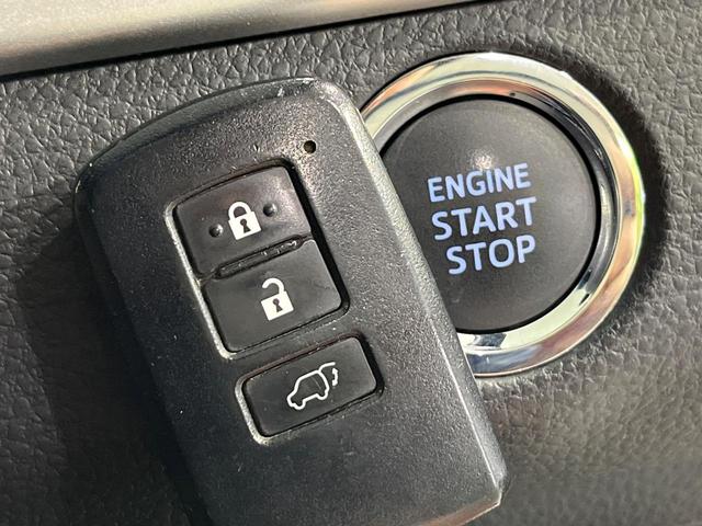 ハリアー プレミアム　４ＷＤ　禁煙車　衝突軽減　純正ナビ　ＥＴＣ　パワーバックドア　バックカメラ　Ｂｌｕｅｔｏｏｔｈ　前席シートヒーター　クルコン　電動格納ミラー　オートライト　オートエアコン　スマートキー（8枚目）