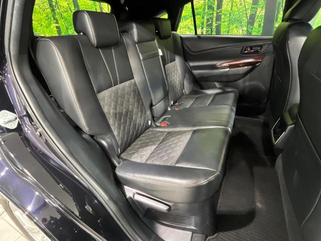 ハリアー プレミアム　４ＷＤ　禁煙車　衝突軽減　純正ナビ　ＥＴＣ　パワーバックドア　バックカメラ　Ｂｌｕｅｔｏｏｔｈ　前席シートヒーター　クルコン　電動格納ミラー　オートライト　オートエアコン　スマートキー（10枚目）