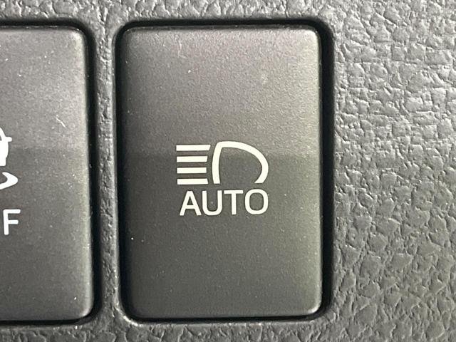 ハリアー プレミアム　４ＷＤ　禁煙車　衝突軽減　純正ナビ　ＥＴＣ　パワーバックドア　バックカメラ　Ｂｌｕｅｔｏｏｔｈ　前席シートヒーター　クルコン　電動格納ミラー　オートライト　オートエアコン　スマートキー（23枚目）