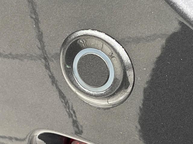 スペーシアギア ハイブリッドＸＺ　４ＷＤ　禁煙車　衝突軽減　両側電動ドア　レーダークルーズコントロール　ＳＤナビ　前席シートヒーター　電動格納ミラー　革巻きステアリング　オートライト　オートエアコン　オートハイビーム　スマートキー（32枚目）