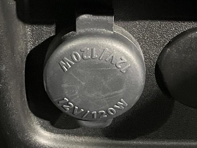 スペーシアギア ハイブリッドＸＺ　４ＷＤ　禁煙車　衝突軽減　両側電動ドア　レーダークルーズコントロール　ＳＤナビ　前席シートヒーター　電動格納ミラー　革巻きステアリング　オートライト　オートエアコン　オートハイビーム　スマートキー（65枚目）