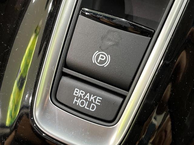 ヴェゼル ハイブリッドＺ・ホンダセンシング　４ＷＤ　禁煙車　衝突軽減　無限フルエアロ　純正ナビ　レーダークルーズ　バックカメラ　ＥＴＣ　前席シートヒーター　寒冷地仕様　前席パワーシート　オートライト　オートエアコン　オートハイビーム（34枚目）