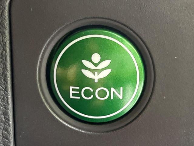 ヴェゼル ハイブリッドＺ・ホンダセンシング　４ＷＤ　禁煙車　衝突軽減　無限フルエアロ　純正ナビ　レーダークルーズ　バックカメラ　ＥＴＣ　前席シートヒーター　寒冷地仕様　前席パワーシート　オートライト　オートエアコン　オートハイビーム（43枚目）