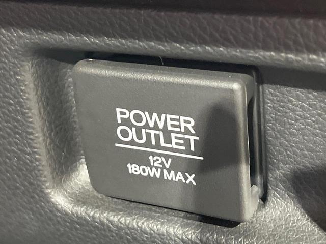 ヴェゼル ハイブリッドＺ・ホンダセンシング　４ＷＤ　禁煙車　衝突軽減　無限フルエアロ　純正ナビ　レーダークルーズ　バックカメラ　ＥＴＣ　前席シートヒーター　寒冷地仕様　前席パワーシート　オートライト　オートエアコン　オートハイビーム（64枚目）