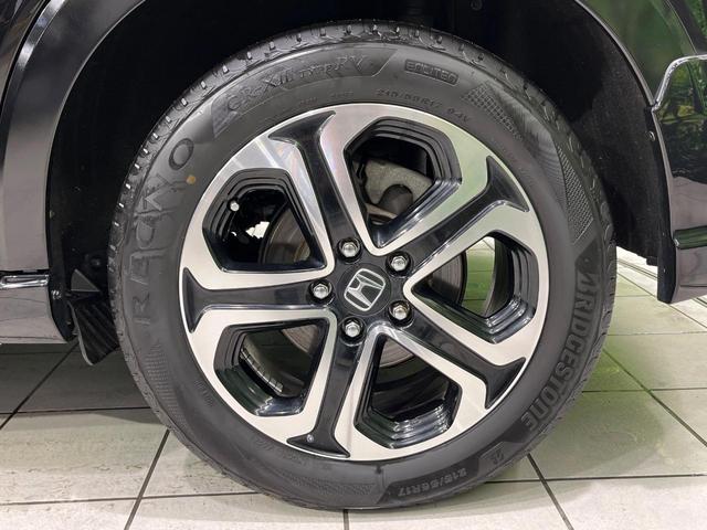 ヴェゼル ハイブリッドＺ・ホンダセンシング　４ＷＤ　禁煙車　衝突軽減　無限フルエアロ　純正ナビ　レーダークルーズ　バックカメラ　ＥＴＣ　前席シートヒーター　寒冷地仕様　前席パワーシート　オートライト　オートエアコン　オートハイビーム（74枚目）