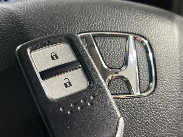 ヴェゼル ハイブリッドＺ・ホンダセンシング　４ＷＤ　禁煙車　衝突軽減　無限フルエアロ　純正ナビ　レーダークルーズ　バックカメラ　ＥＴＣ　前席シートヒーター　寒冷地仕様　前席パワーシート　オートライト　オートエアコン　オートハイビーム（78枚目）