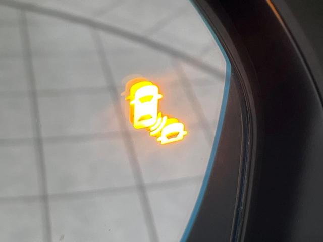 ステップワゴン スパーダ　４ＷＤ　禁煙車　衝突軽減　ナビ　バックカメラ　両側電動ドア　ブラインドスポットモニター　ＥＴＣ　シートヒーター　パワーバックドア　レーダークルーズコントロール　ドラレコ　Ｂｌｕｅｔｏｏｔｈ　フルセグ（7枚目）