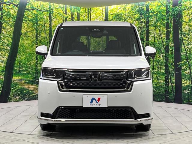 ステップワゴン スパーダ　４ＷＤ　禁煙車　衝突軽減　ナビ　バックカメラ　両側電動ドア　ブラインドスポットモニター　ＥＴＣ　シートヒーター　パワーバックドア　レーダークルーズコントロール　ドラレコ　Ｂｌｕｅｔｏｏｔｈ　フルセグ（16枚目）