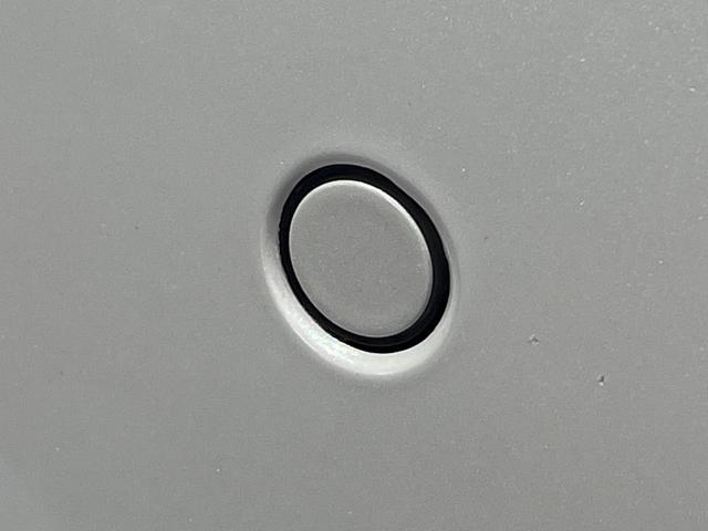 ステップワゴン スパーダ　４ＷＤ　禁煙車　衝突軽減　ナビ　バックカメラ　両側電動ドア　ブラインドスポットモニター　ＥＴＣ　シートヒーター　パワーバックドア　レーダークルーズコントロール　ドラレコ　Ｂｌｕｅｔｏｏｔｈ　フルセグ（27枚目）