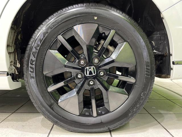 ステップワゴン スパーダ　４ＷＤ　禁煙車　衝突軽減　ナビ　バックカメラ　両側電動ドア　ブラインドスポットモニター　ＥＴＣ　シートヒーター　パワーバックドア　レーダークルーズコントロール　ドラレコ　Ｂｌｕｅｔｏｏｔｈ　フルセグ（35枚目）