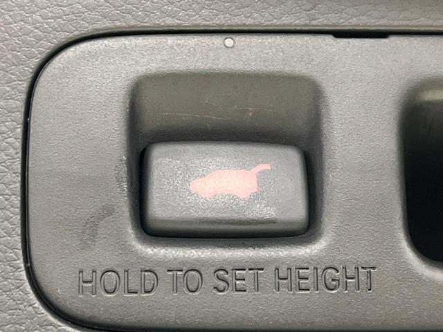 ステップワゴン スパーダ　４ＷＤ　禁煙車　衝突軽減　ナビ　バックカメラ　両側電動ドア　ブラインドスポットモニター　ＥＴＣ　シートヒーター　パワーバックドア　レーダークルーズコントロール　ドラレコ　Ｂｌｕｅｔｏｏｔｈ　フルセグ（53枚目）