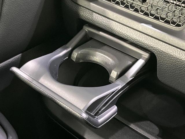 ステップワゴン スパーダ　４ＷＤ　禁煙車　衝突軽減　ナビ　バックカメラ　両側電動ドア　ブラインドスポットモニター　ＥＴＣ　シートヒーター　パワーバックドア　レーダークルーズコントロール　ドラレコ　Ｂｌｕｅｔｏｏｔｈ　フルセグ（60枚目）