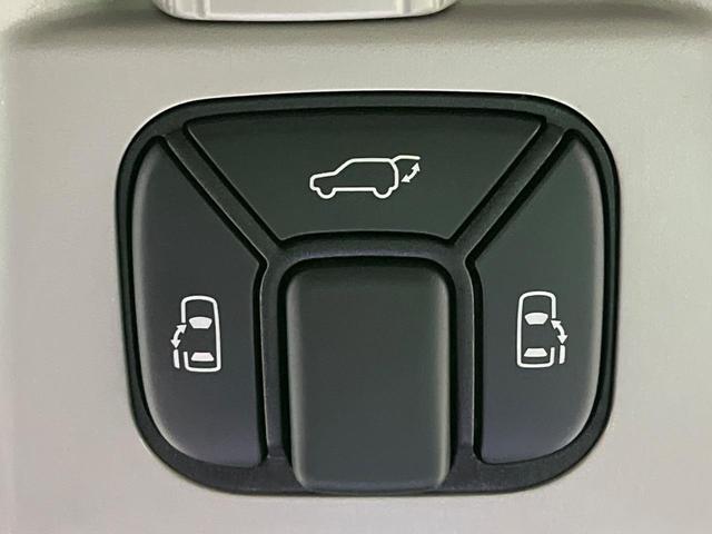 ヴェルファイア ２．４Ｚ　プラチナセレクションＩＩ　４ＷＤ　禁煙車　フリップダウンモニター　ナビ　バックカメラ　寒冷地仕様　両側パワスラ　ＥＴＣ　パワーバックドア　ＨＩＤヘッド　クリアランスソナー　純正１８インチアルミ　ウッドコンビ（6枚目）