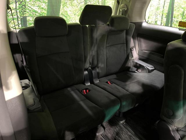 ヴェルファイア ２．４Ｚ　プラチナセレクションＩＩ　４ＷＤ　禁煙車　フリップダウンモニター　ナビ　バックカメラ　寒冷地仕様　両側パワスラ　ＥＴＣ　パワーバックドア　ＨＩＤヘッド　クリアランスソナー　純正１８インチアルミ　ウッドコンビ（11枚目）