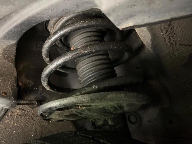 ヴェルファイア ２．４Ｚ　プラチナセレクションＩＩ　４ＷＤ　禁煙車　フリップダウンモニター　ナビ　バックカメラ　寒冷地仕様　両側パワスラ　ＥＴＣ　パワーバックドア　ＨＩＤヘッド　クリアランスソナー　純正１８インチアルミ　ウッドコンビ（22枚目）