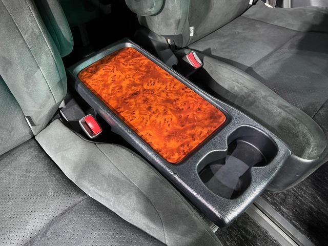 ヴェルファイア ２．４Ｚ　プラチナセレクションＩＩ　４ＷＤ　禁煙車　フリップダウンモニター　ナビ　バックカメラ　寒冷地仕様　両側パワスラ　ＥＴＣ　パワーバックドア　ＨＩＤヘッド　クリアランスソナー　純正１８インチアルミ　ウッドコンビ（39枚目）