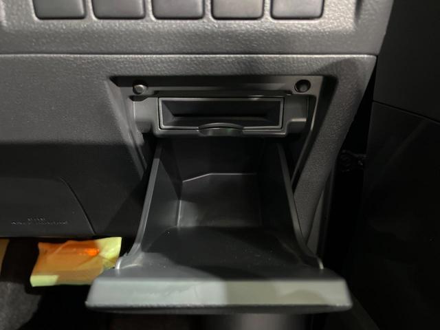 ヴェルファイア ２．４Ｚ　プラチナセレクションＩＩ　４ＷＤ　禁煙車　フリップダウンモニター　ナビ　バックカメラ　寒冷地仕様　両側パワスラ　ＥＴＣ　パワーバックドア　ＨＩＤヘッド　クリアランスソナー　純正１８インチアルミ　ウッドコンビ（58枚目）