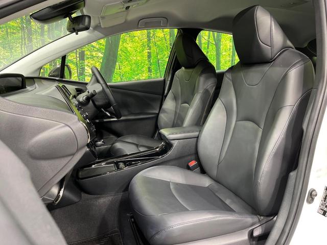 プリウス Ｓツーリングセレクション・ブラックエディション　４ＷＤ　禁煙車　２トーン　寒冷地仕様　ＡＣ１００Ｖ電源　ディスプレイオーディオ　全周囲カメラ　レーダークルーズコントロール　ＥＴＣ　ＬＥＤヘッドライト　ＬＥＤフォグライト　オートマチックハイビーム（38枚目）