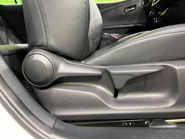 プリウス Ｓツーリングセレクション・ブラックエディション　４ＷＤ　禁煙車　２トーン　寒冷地仕様　ＡＣ１００Ｖ電源　ディスプレイオーディオ　全周囲カメラ　レーダークルーズコントロール　ＥＴＣ　ＬＥＤヘッドライト　ＬＥＤフォグライト　オートマチックハイビーム（41枚目）