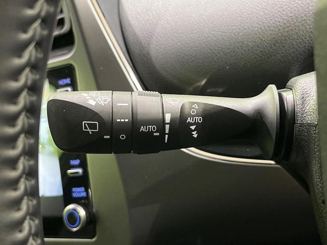 プリウス Ｓツーリングセレクション・ブラックエディション　４ＷＤ　禁煙車　２トーン　寒冷地仕様　ＡＣ１００Ｖ電源　ディスプレイオーディオ　全周囲カメラ　レーダークルーズコントロール　ＥＴＣ　ＬＥＤヘッドライト　ＬＥＤフォグライト　オートマチックハイビーム（45枚目）