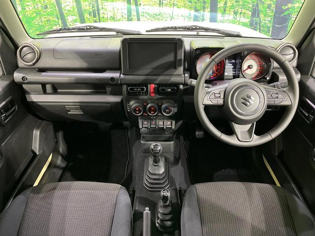 ジムニーノマド ＦＣ　４ＷＤ　禁煙車　衝突軽減　ＭＴ車　ツートン　クリアランスソナー　前席シートヒーター　ＬＥＤヘッドライト　オートライト　オートハイビーム　オートエアコン　スマートキー　クルコン　電動格納ミラー（2枚目）