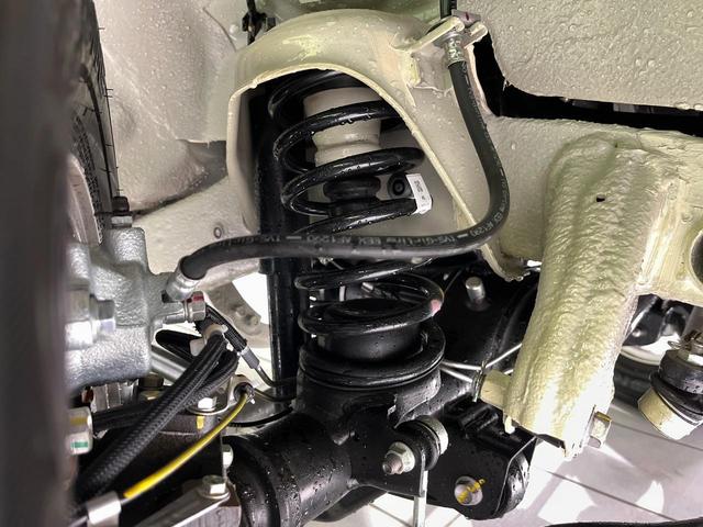 ジムニーノマド ＦＣ　４ＷＤ　禁煙車　衝突軽減　ＭＴ車　ツートン　クリアランスソナー　前席シートヒーター　ＬＥＤヘッドライト　オートライト　オートハイビーム　オートエアコン　スマートキー　クルコン　電動格納ミラー（21枚目）