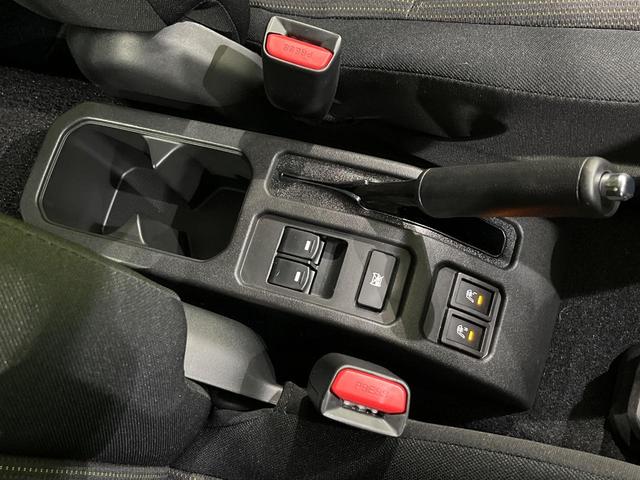ジムニーノマド ＦＣ　４ＷＤ　禁煙車　衝突軽減　ＭＴ車　ツートン　クリアランスソナー　前席シートヒーター　ＬＥＤヘッドライト　オートライト　オートハイビーム　オートエアコン　スマートキー　クルコン　電動格納ミラー（53枚目）