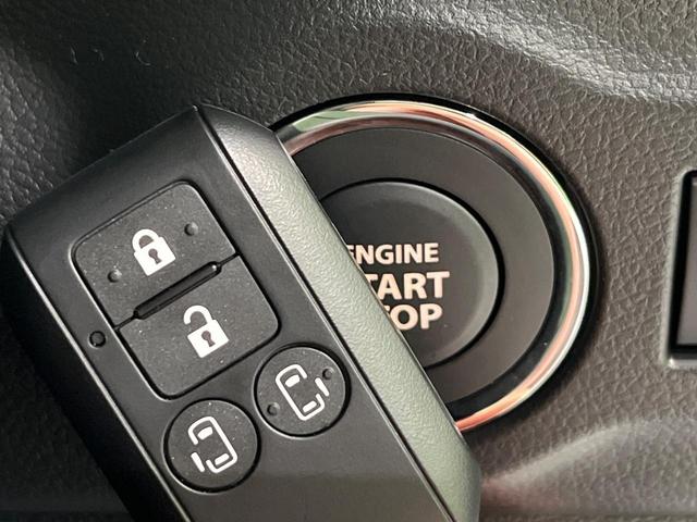 スペーシアカスタム ハイブリッドＸＳ　４ＷＤ　届出済未使用車　衝突軽減　アダプティブクルーズコントロール　前席シートヒーター　ステアリングヒーター　ＬＥＤヘッドライト　ＬＥＤフォグライト　純正１５インチアルミ　スマートキー　オートエアコン（7枚目）