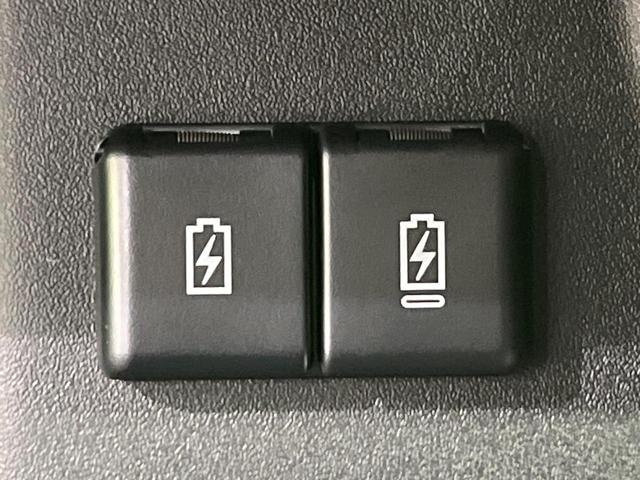 スペーシアカスタム ハイブリッドＸＳ　４ＷＤ　届出済未使用車　衝突軽減　アダプティブクルーズコントロール　前席シートヒーター　ステアリングヒーター　ＬＥＤヘッドライト　ＬＥＤフォグライト　純正１５インチアルミ　スマートキー　オートエアコン（33枚目）