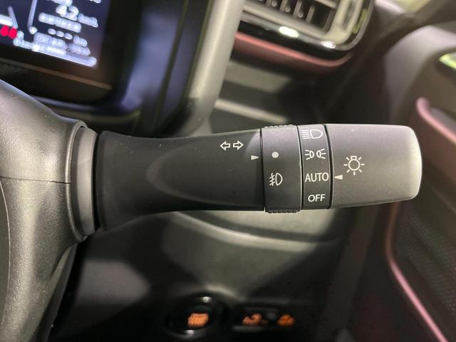 スペーシアカスタム ハイブリッドＸＳ　４ＷＤ　届出済未使用車　衝突軽減　アダプティブクルーズコントロール　前席シートヒーター　ステアリングヒーター　ＬＥＤヘッドライト　ＬＥＤフォグライト　純正１５インチアルミ　スマートキー　オートエアコン（50枚目）