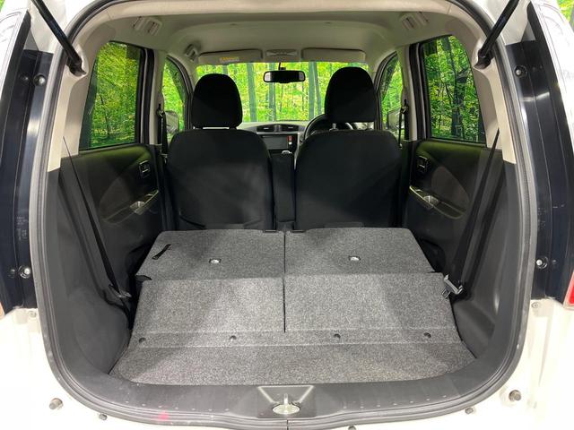 普段のお買い物や通勤、送迎等に十分な荷室スペースを確保しております。セカンドシートを倒すと、大きな荷物の積載も可能です♪