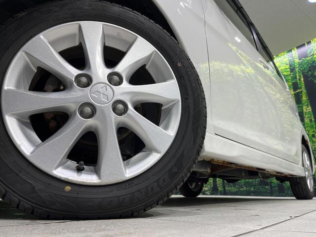 【純正１４インチアルミホイール】外観にマッチした純正アルミホイールを装着しております。各種社外アルミホイールや、スタッドレスタイヤも取扱いしております。是非ご相談ください♪