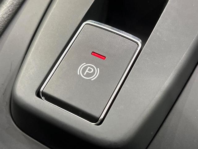 ノート Ｓ　ＦＯＵＲ　４ＷＤ　禁煙車　衝突軽減　９インチナビ　バックカメラ　ＥＴＣ　コーナーセンサー　シートヒーター　ハンドルヒーター　電動パーキングブレーキ　スマートキー　オートマチックハイビーム　パワーステアリング（8枚目）