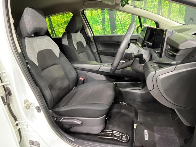 ノート Ｓ　ＦＯＵＲ　４ＷＤ　禁煙車　衝突軽減　９インチナビ　バックカメラ　ＥＴＣ　コーナーセンサー　シートヒーター　ハンドルヒーター　電動パーキングブレーキ　スマートキー　オートマチックハイビーム　パワーステアリング（9枚目）