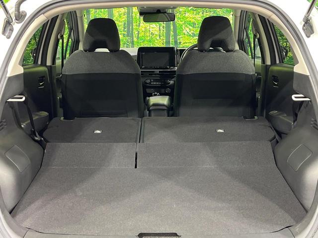 ノート Ｓ　ＦＯＵＲ　４ＷＤ　禁煙車　衝突軽減　９インチナビ　バックカメラ　ＥＴＣ　コーナーセンサー　シートヒーター　ハンドルヒーター　電動パーキングブレーキ　スマートキー　オートマチックハイビーム　パワーステアリング（11枚目）