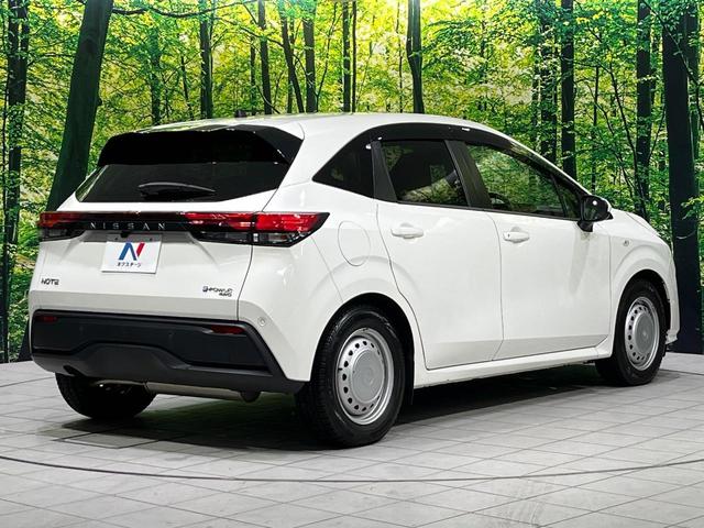 ノート Ｓ　ＦＯＵＲ　４ＷＤ　禁煙車　衝突軽減　９インチナビ　バックカメラ　ＥＴＣ　コーナーセンサー　シートヒーター　ハンドルヒーター　電動パーキングブレーキ　スマートキー　オートマチックハイビーム　パワーステアリング（18枚目）