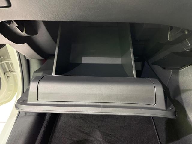 ノート Ｓ　ＦＯＵＲ　４ＷＤ　禁煙車　衝突軽減　９インチナビ　バックカメラ　ＥＴＣ　コーナーセンサー　シートヒーター　ハンドルヒーター　電動パーキングブレーキ　スマートキー　オートマチックハイビーム　パワーステアリング（57枚目）