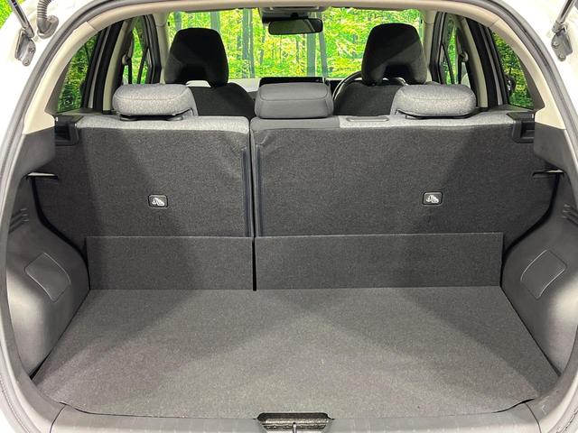 ノート Ｓ　ＦＯＵＲ　４ＷＤ　禁煙車　衝突軽減　９インチナビ　バックカメラ　ＥＴＣ　コーナーセンサー　シートヒーター　ハンドルヒーター　電動パーキングブレーキ　スマートキー　オートマチックハイビーム　パワーステアリング（62枚目）