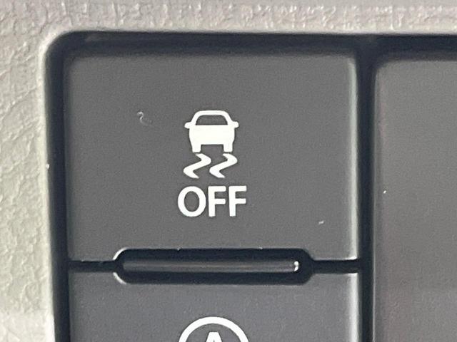 エブリイ ＰＡ　届出済未使用車　４ＷＤ　衝突軽減　コーナーセンサー　オートライト　アイドリングストップ　横滑り防止機能　車線逸脱防止機能　プライバシーガラス（5枚目）