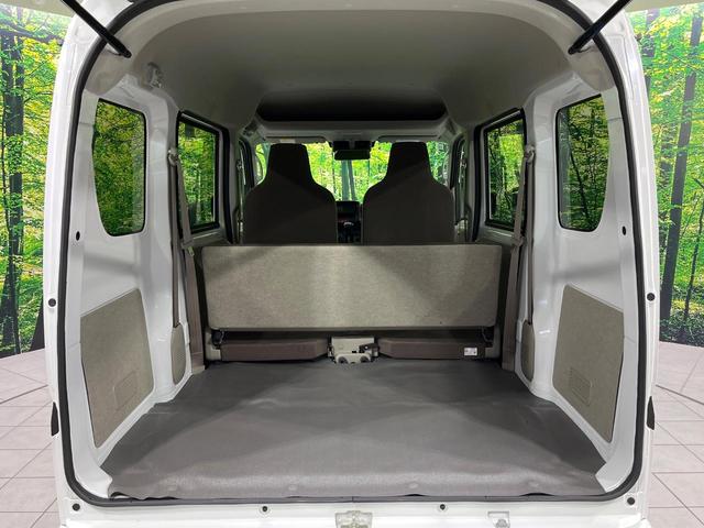 エブリイ ＰＡ　届出済未使用車　４ＷＤ　衝突軽減　コーナーセンサー　オートライト　アイドリングストップ　横滑り防止機能　車線逸脱防止機能　プライバシーガラス（49枚目）