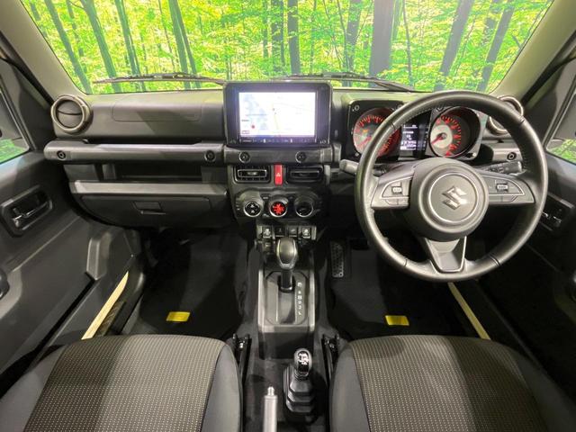 ジムニー ＸＣ　４ＷＤ　禁煙車　衝突軽減　８インチナビ　ＥＴＣ　デジタルインナーミラー　ドライブレコーダー　前席シートヒーター　ＬＥＤヘッド　クルーズコントロール　フォグランプ　オートハイビーム　スマートキー（2枚目）
