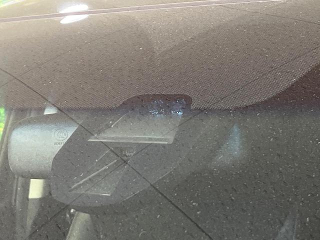 シャトル ハイブリッドＸ　禁煙車　衝突軽減　純正８型ナビ　バックカメラ　クルコン　ＥＴＣ　ＬＥＤヘッドライト　ステアリングスイッチ　シートリフター　スマートキー　Ｂｌｕｅｔｏｏｔｈ　電動格納ミラー　プライバシーガラス（3枚目）