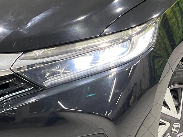 シャトル ハイブリッドＸ　禁煙車　衝突軽減　純正８型ナビ　バックカメラ　クルコン　ＥＴＣ　ＬＥＤヘッドライト　ステアリングスイッチ　シートリフター　スマートキー　Ｂｌｕｅｔｏｏｔｈ　電動格納ミラー　プライバシーガラス（13枚目）